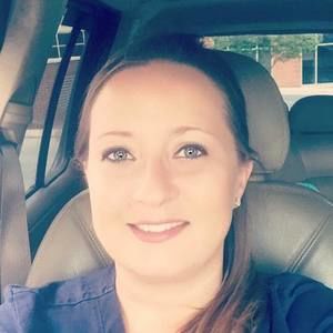 Meet your Posher, Leah